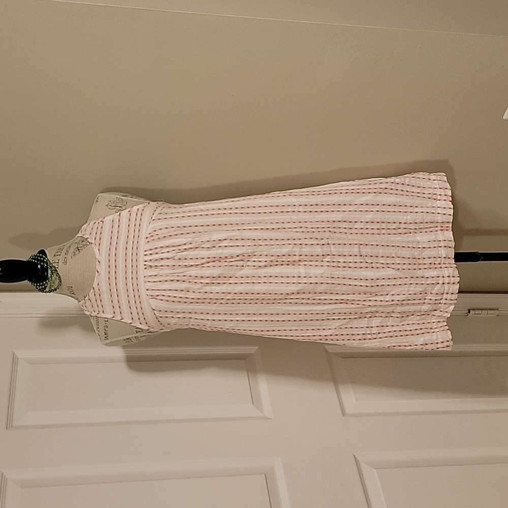 Lou & Grey women's white and orangish-red dress. Size small.